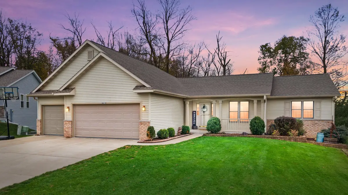 N8219 Pritchard Farm Rd, Ixonia, WI 53036 - Image #1