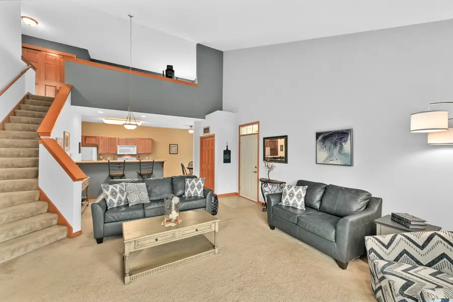 12252 W Jefferson Ter, Franklin, WI 53132 - Image #2