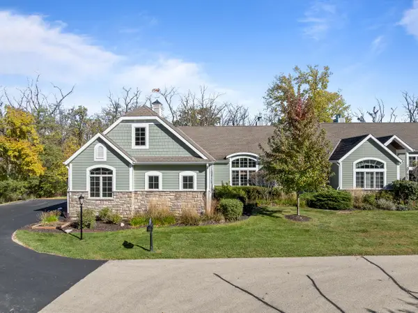 1945 Badger Hollow, Geneva, WI 53147