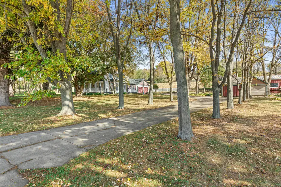 N5724 N Helenville Rd, Farmington, WI 53137 - Image #3