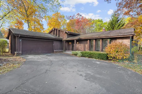 10010 32nd Ave, Pleasant Prairie, WI 53158