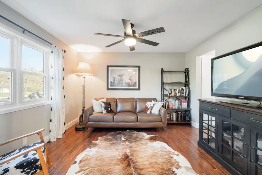 N99W16701 Woodcock Rd, Germantown, WI 53022 - Image #2