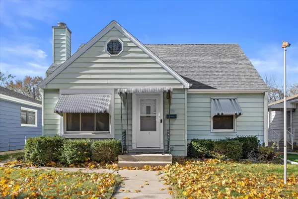 2129 S 107th St, West Allis, WI 53227