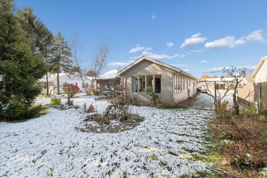 1520 Shannon Dr, Janesville, WI 53546 - Image #3