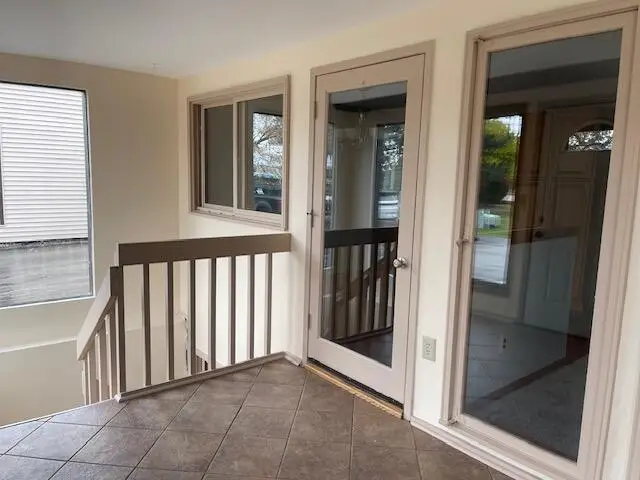 208 E Drexel Ave, Oak Creek, WI 53154 - Image #2