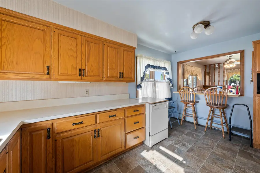 200 W Lake Dr, Random Lake, WI 53075 - Image #3