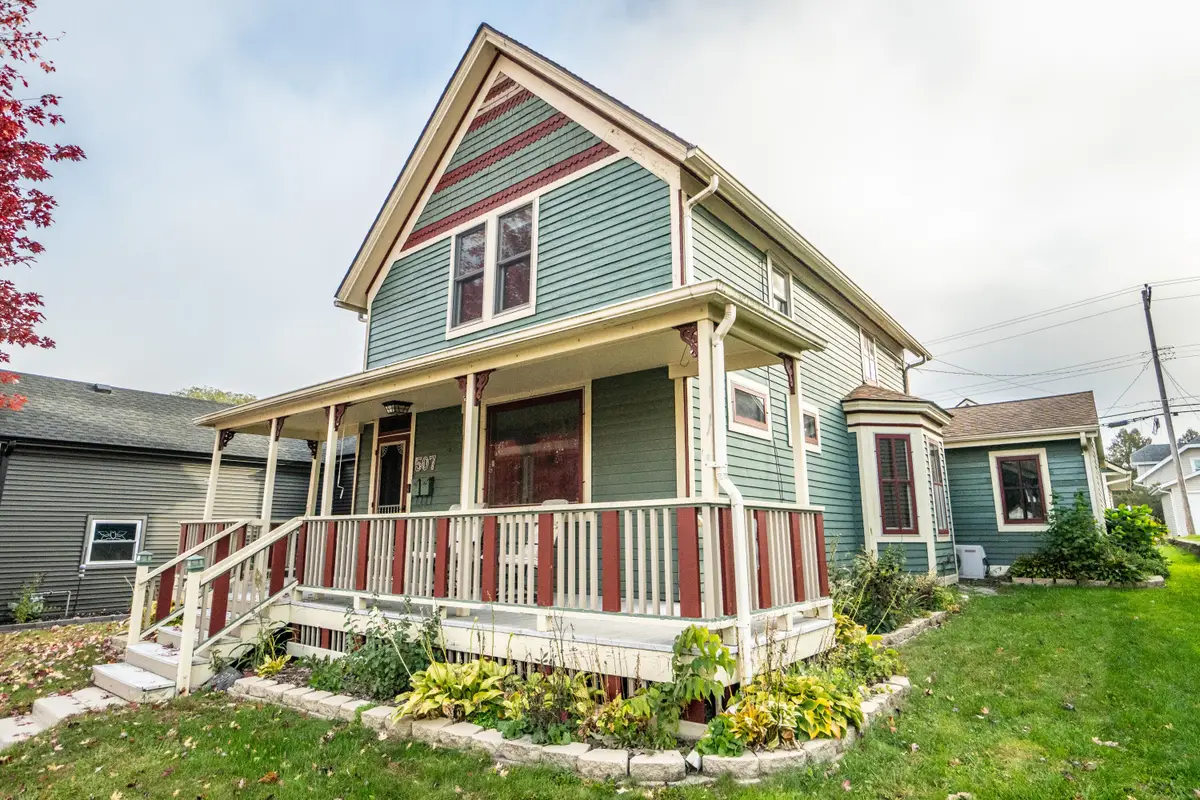 507 S Main St, West Bend, WI 53095 - Image #1