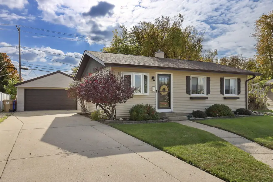 2025 87th St, Kenosha, WI 53143 - Image #2