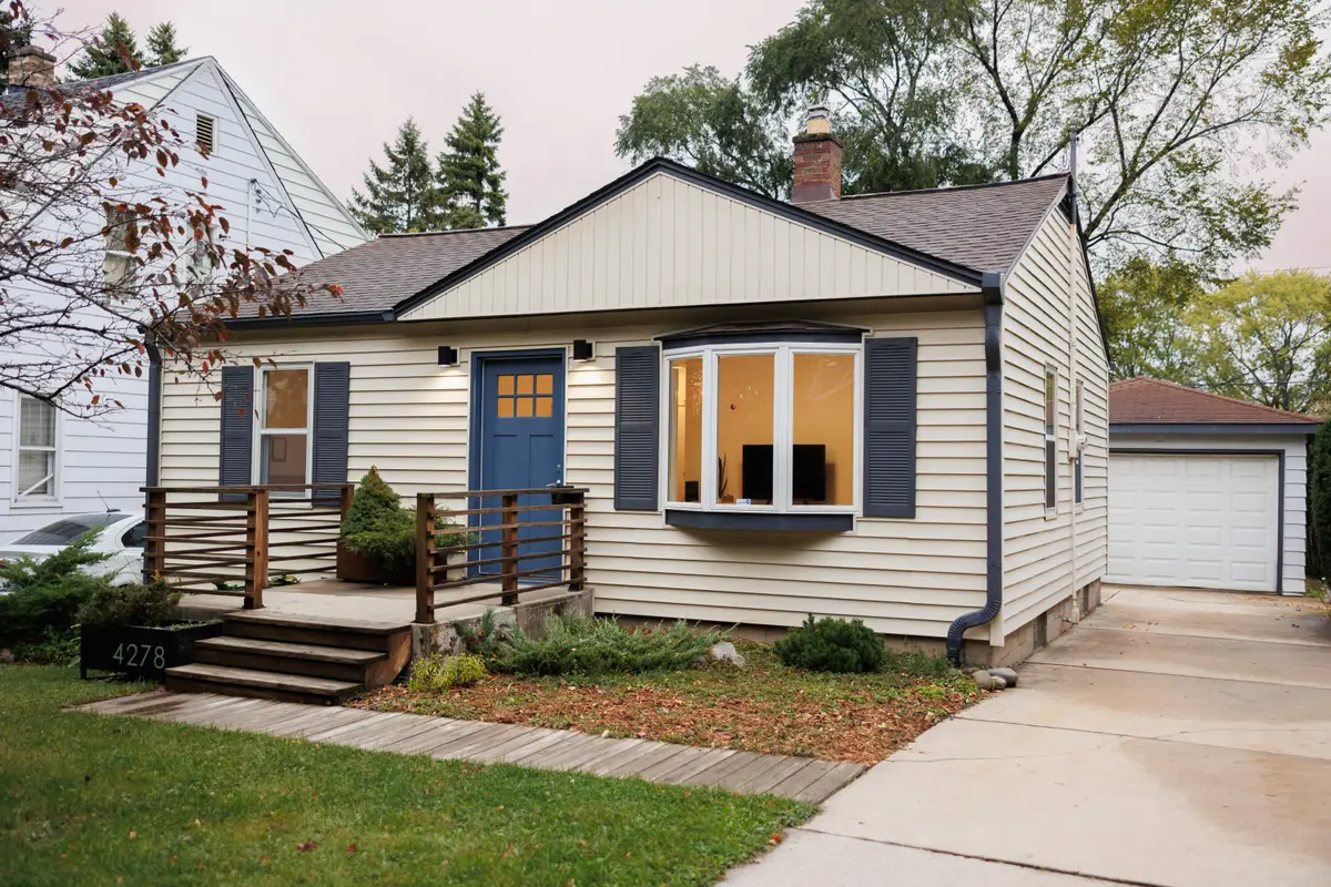 4278 S Pine Ave, Milwaukee, WI 53207 - Image #1