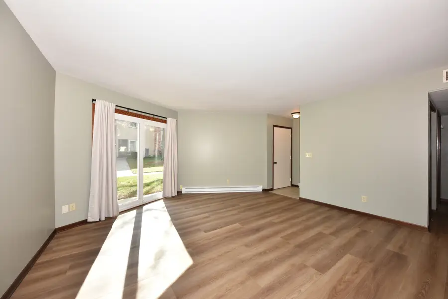 W169N11540 Biscayne Dr, Germantown, WI 53022 - Image #3