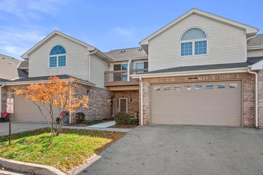 9227 S 51st St, Franklin, WI 53132 - Image #3