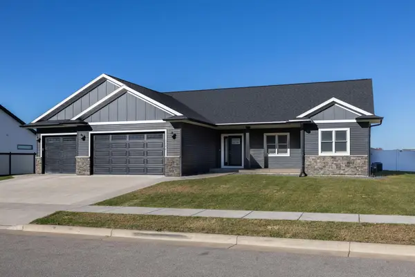 1132 Bridger Dr, Holmen, WI 54636