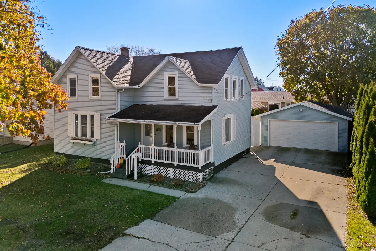 2317 10th St, Two Rivers, WI 54241 - Image #1