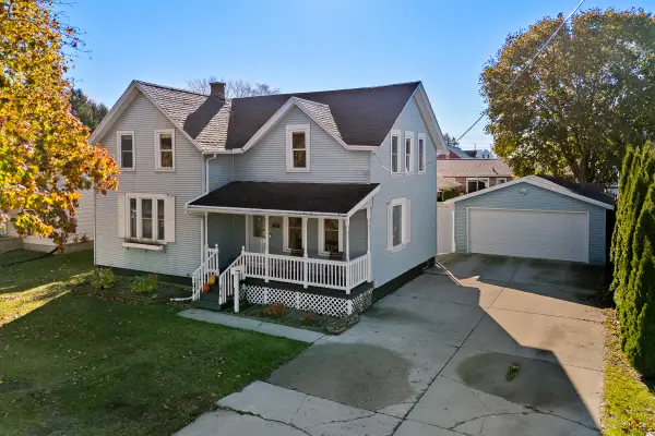 2317 10th St, Two Rivers, WI 54241