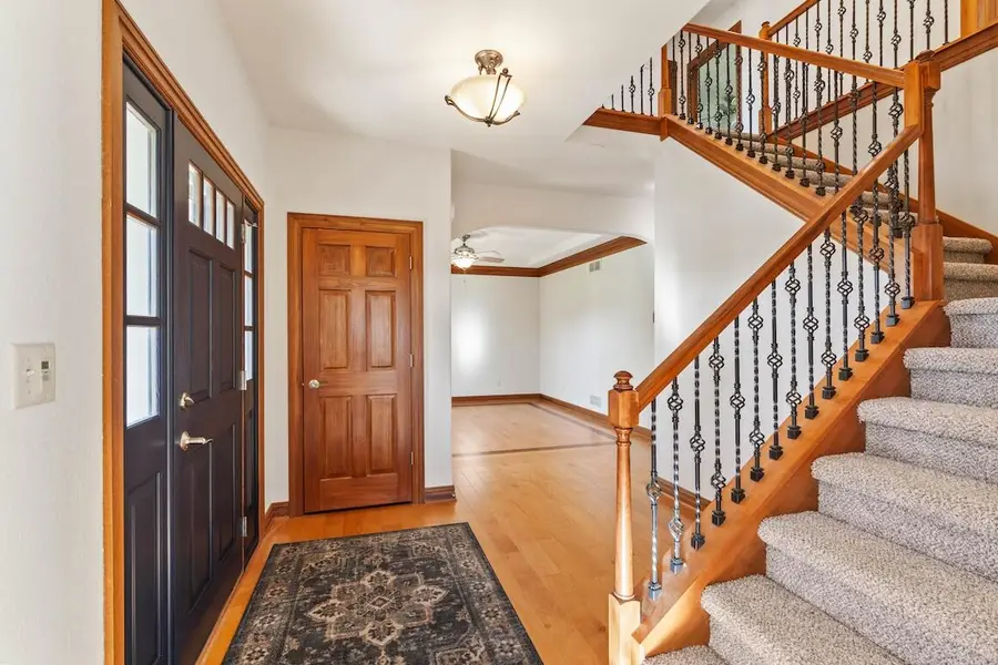 N66W12812 Corryton Ct, Menomonee Falls, WI 53051 - Image #2