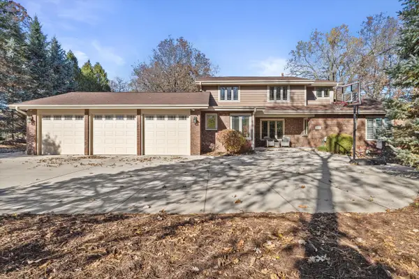 8400 122nd St, Pleasant Prairie, WI 53158