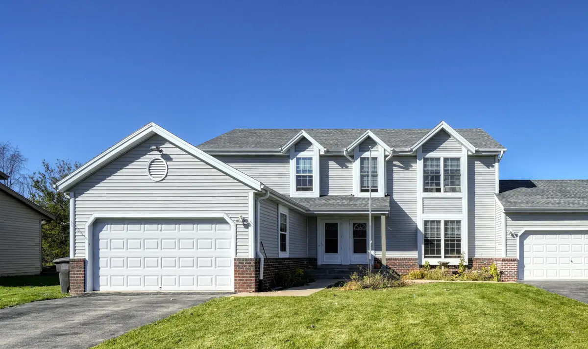 418 N 6th St, Waterford, WI 53185 - Image #1