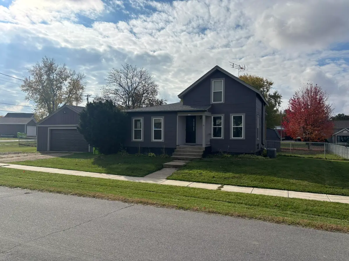 137 Plain St, Sharon, WI 53585 - Image #1