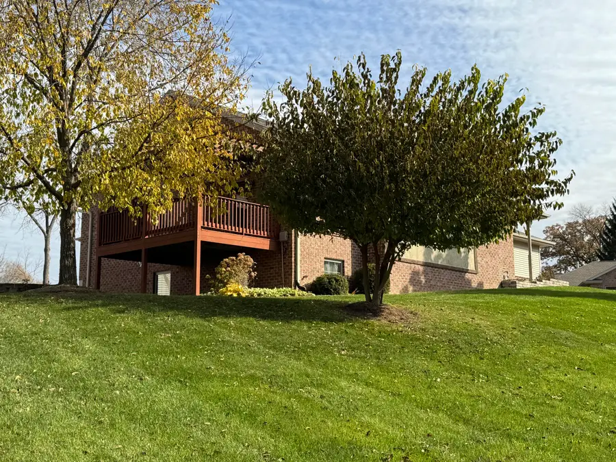 1568 East Gate Dr, Watertown, WI 53094 - Image #3