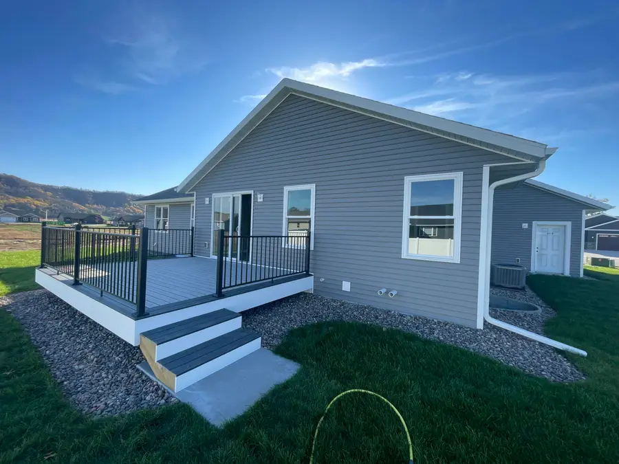 1927 Golden Gate Way, Holmen, WI 54636 - Image #3