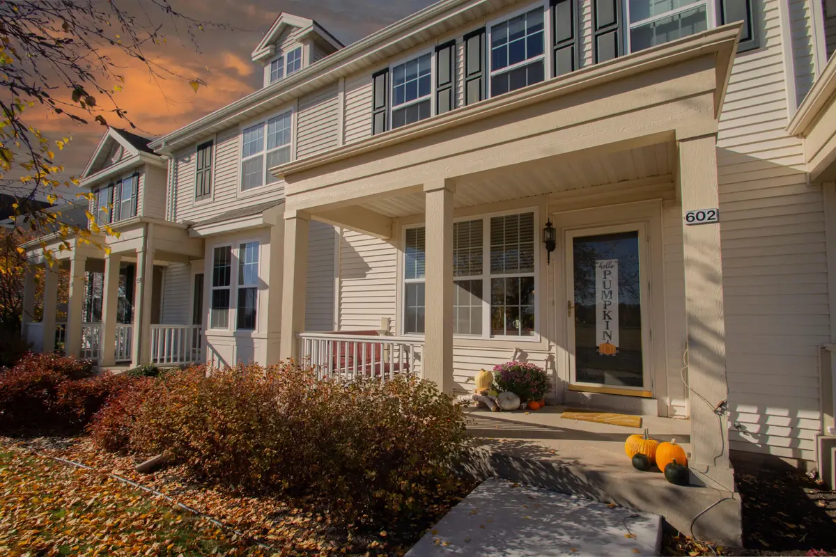 602 Hunter Oaks Blvd, Watertown, WI 53094 - Image #1