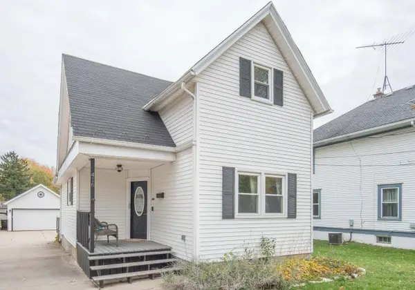 416 S Main St, Hartford, WI 53027