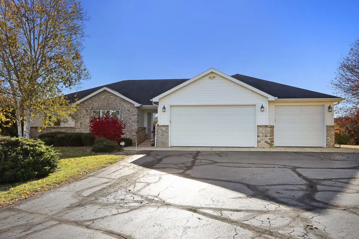 35645 70th Pl, New Munster, WI 53105 - Image #1