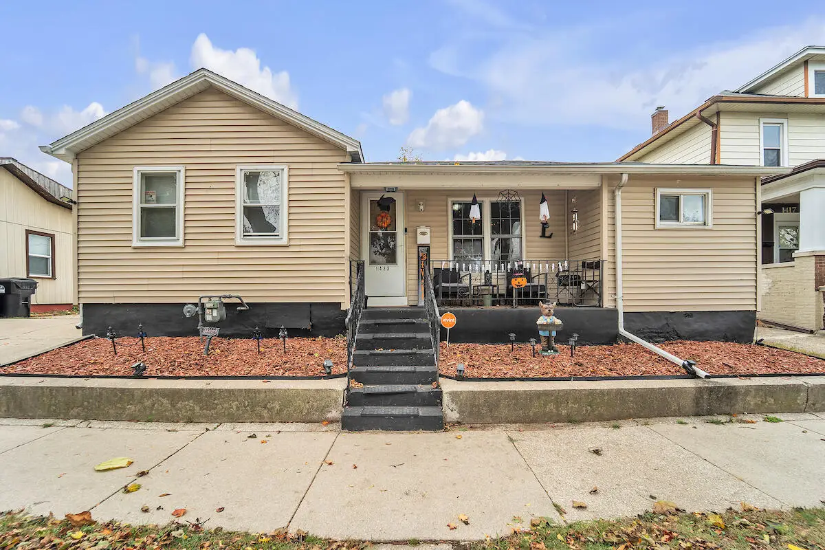 1423 Erie St, Racine, WI 53402 - Image #1