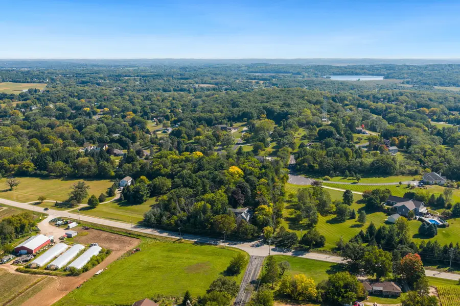 W330S7098 County Road E, Mukwonago, WI 53149 - Image #2