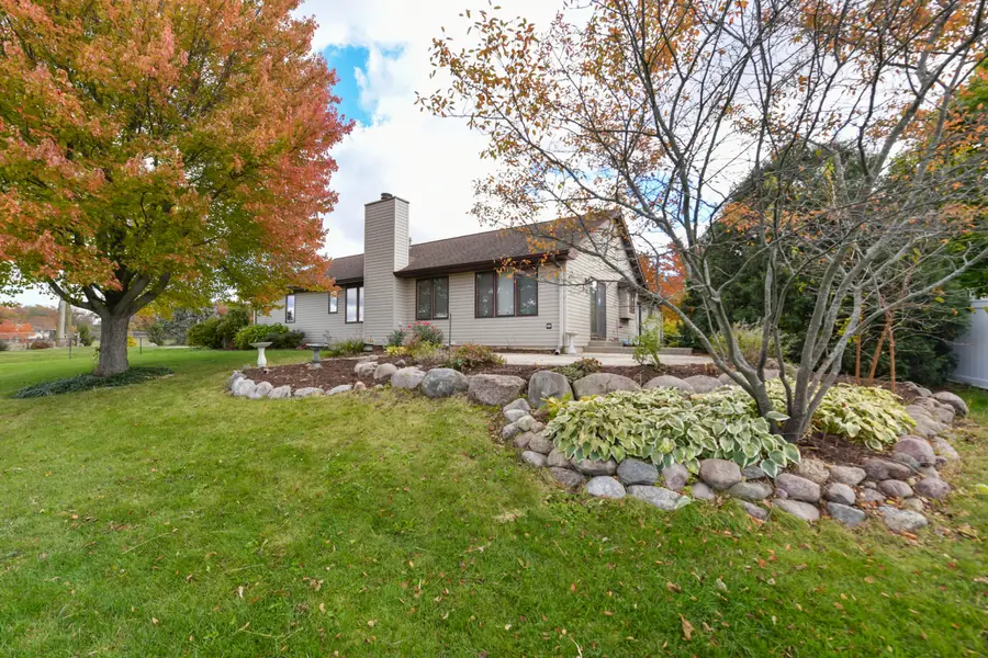 197 Bay Ridge Ln, Burlington, WI 53105 - Image #3