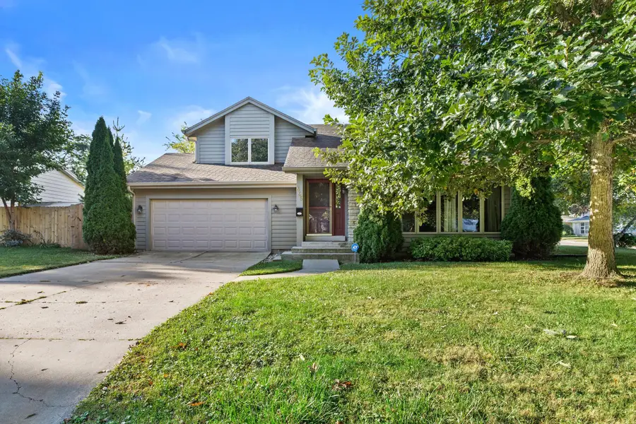 465 Dena Cir, Racine, WI 53402 - Image #3