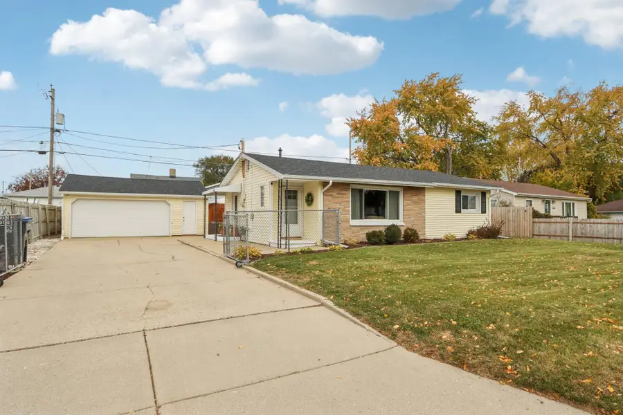 1528 Enos Ave, Mount Pleasant, WI 53403 - Image #2