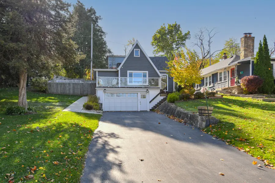 30131 Arrow Dr, Burlington, WI 53105 - Image #2