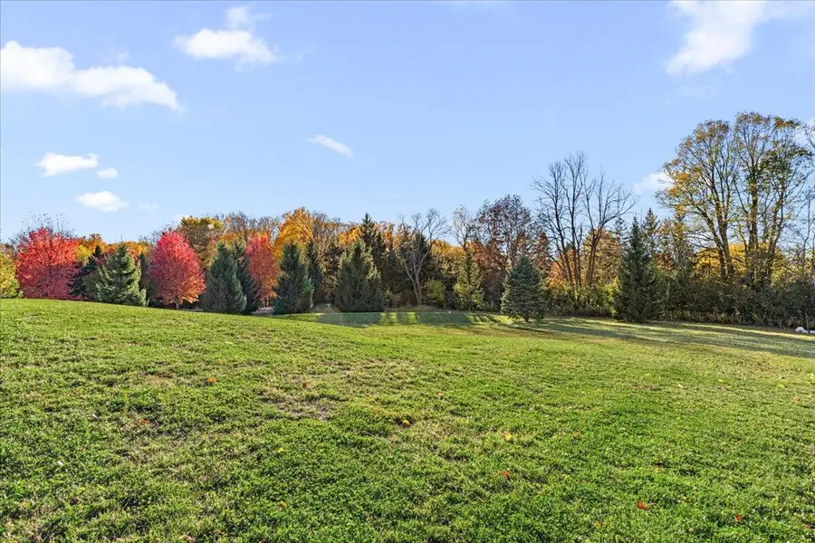 794 Lakeview Ridge Ln, Richfield, WI 53017 - Image #3