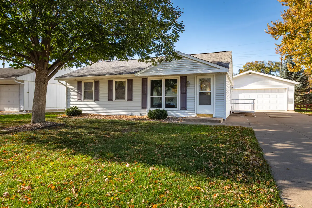 3128 29th Ct S, La Crosse, WI 54601 - Image #1