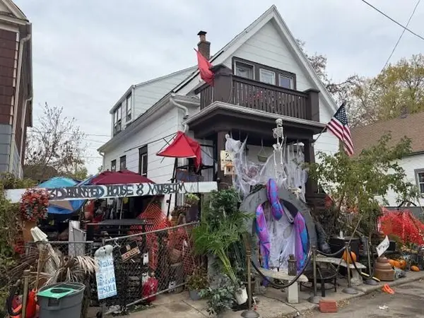 1309 W Cottage Pl, Milwaukee, WI 53206