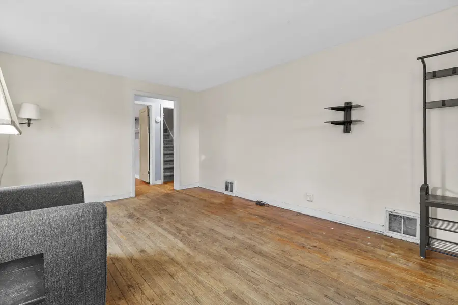 2414 Cleveland Ave, Racine, WI 53405 - Image #3