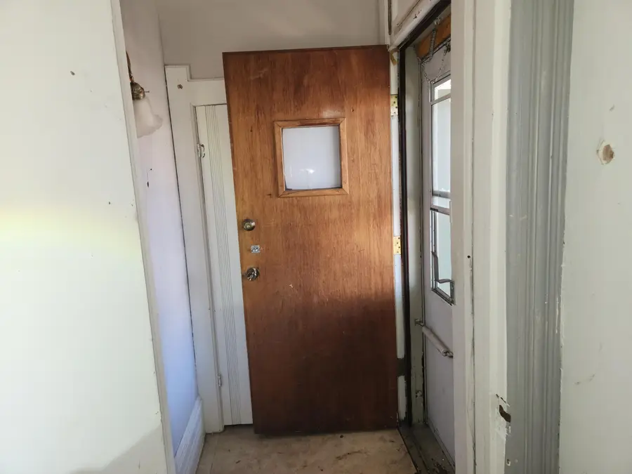 2174 S 14th St, Milwaukee, WI 53215 - Image #2