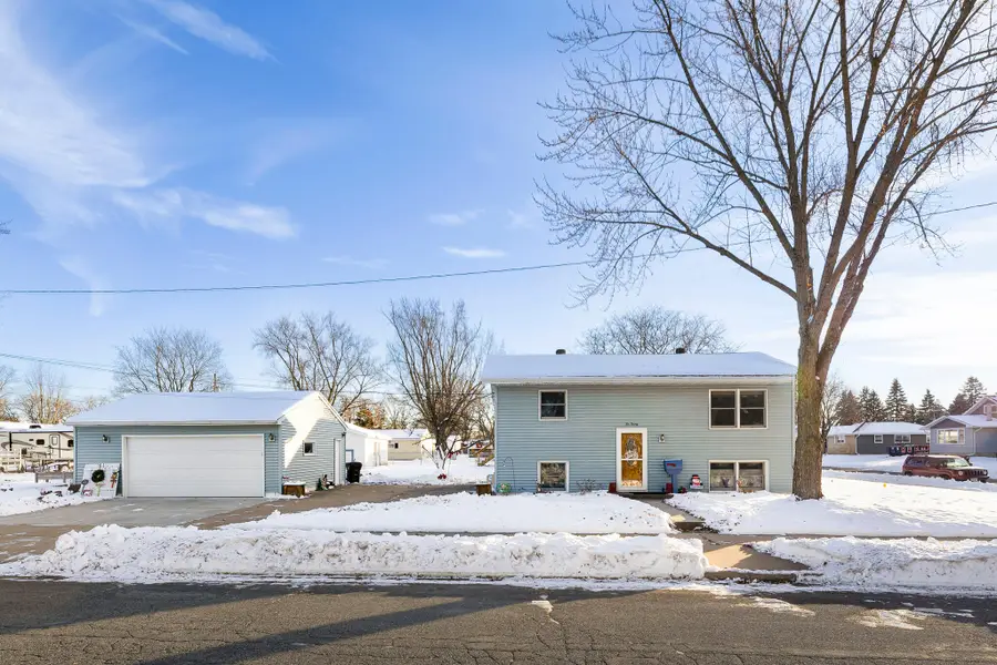 1020 Lake St, Onalaska, WI 54650 - Image #2