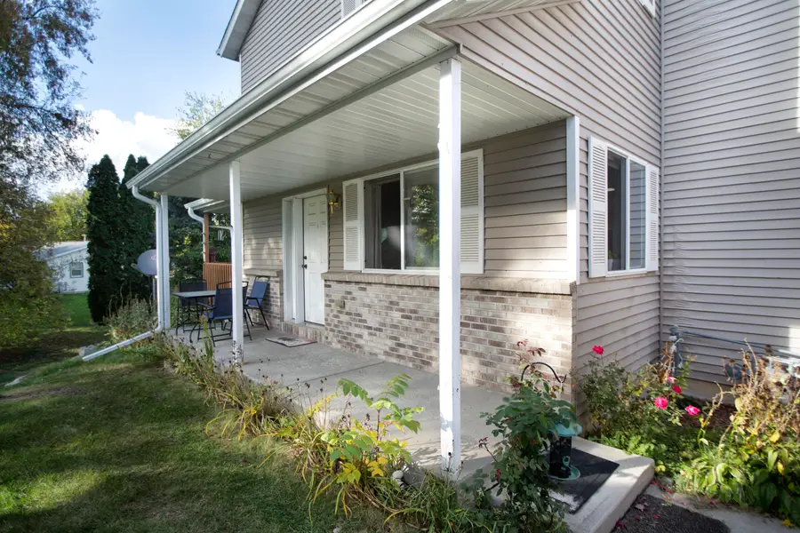 104 Mallard Cir, Beaver Dam, WI 53916 - Image #2