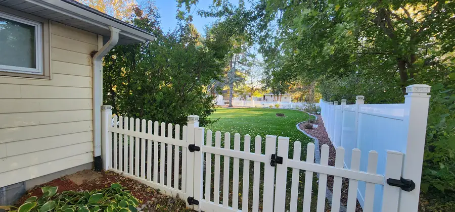 W277 Madison Ave, Oconomowoc, WI 53066 - Image #3