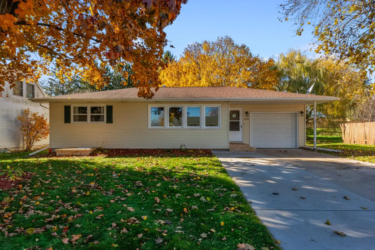 1516 Center St, Watertown, WI 53098 - Image #1