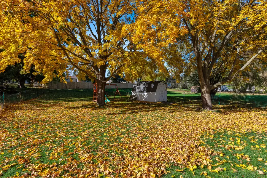 1516 Center St, Watertown, WI 53098 - Image #2