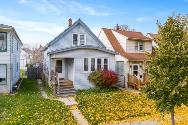 1929 S 72nd St, West Allis, WI 53219