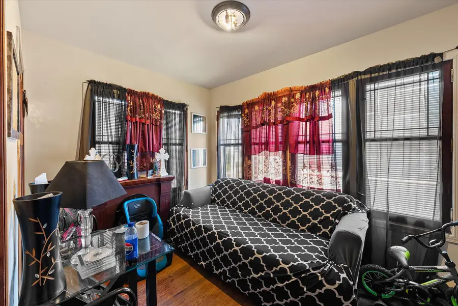 2419 N 53rd St, Milwaukee, WI 53210 - Image #2