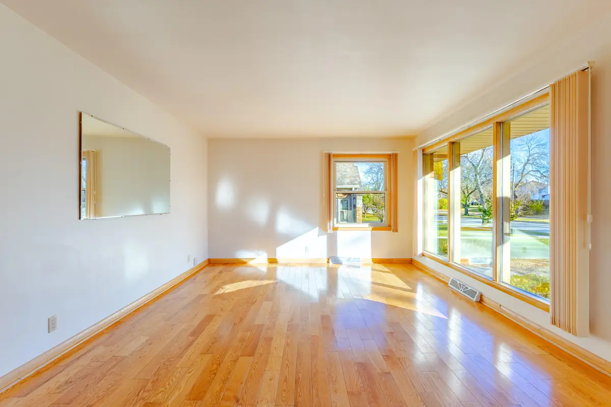 2254 W Bolivar Ave, Milwaukee, WI 53221 - Image #1