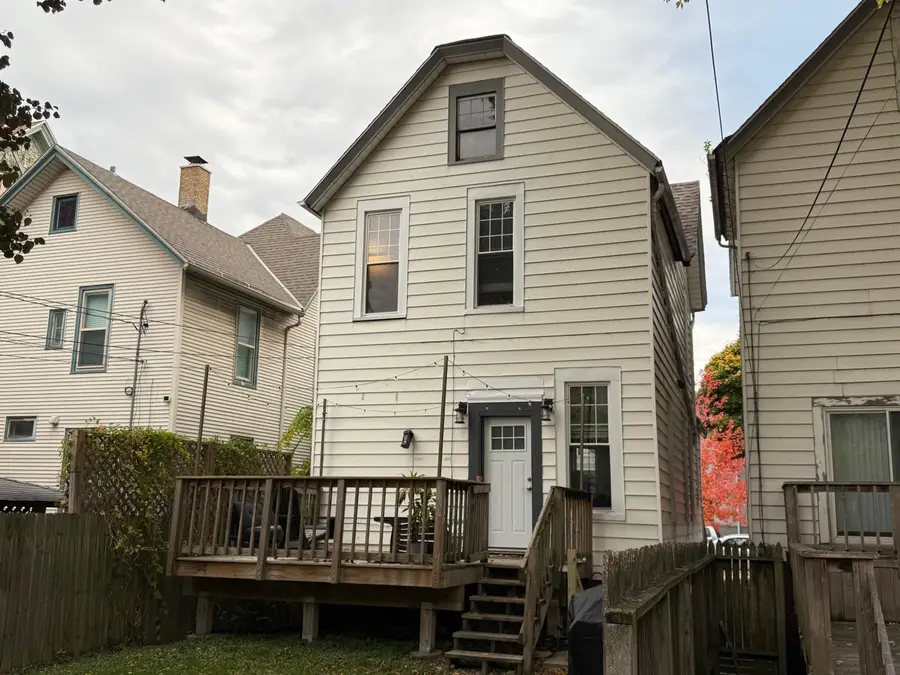 1507 N Cass St, Milwaukee, WI 53202 - Image #2