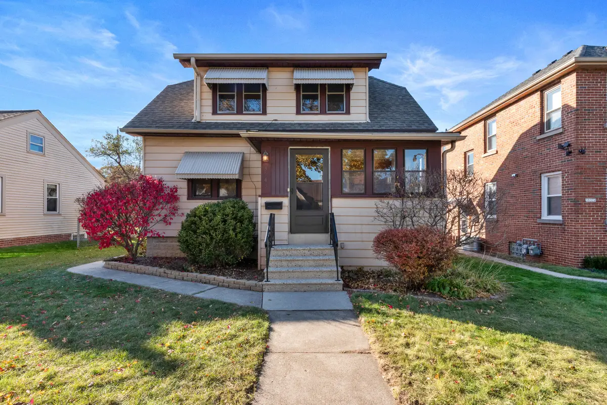 3943 S 1st St, Milwaukee, WI 53207 - Image #1