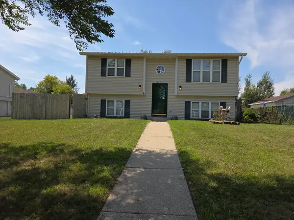 6407 N 106th St, Milwaukee, WI 53224