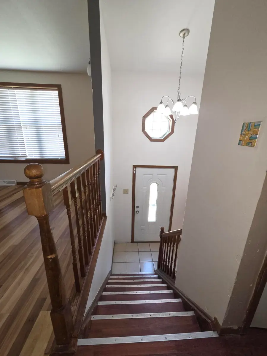 6407 N 106th St, Milwaukee, WI 53224 - Image #2